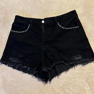 Forever 21 Black Distressed Women’s Denim Shorts(size 28)